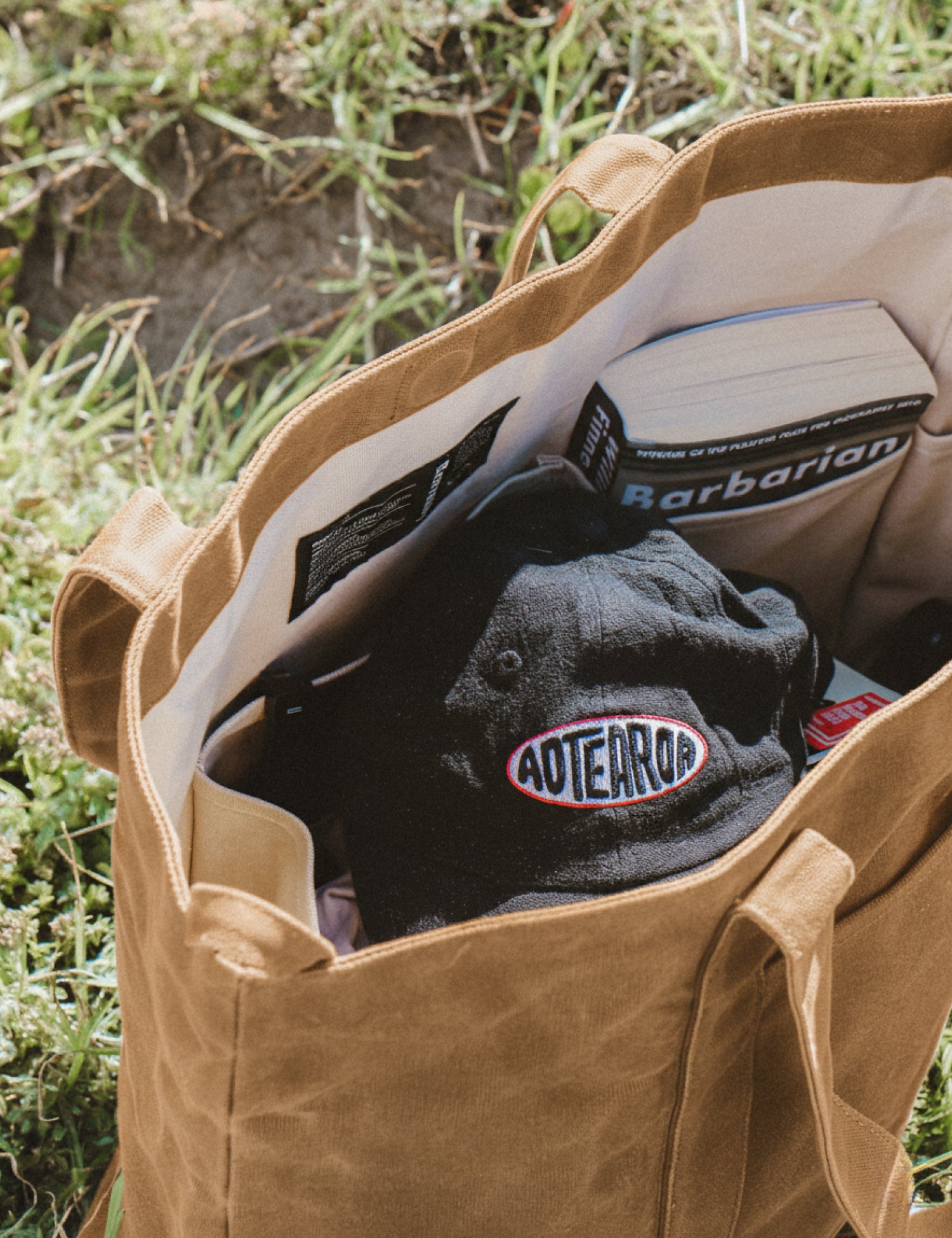 Barnaby Better Tote - Large waxed canvas everyday carry bag - Tussock